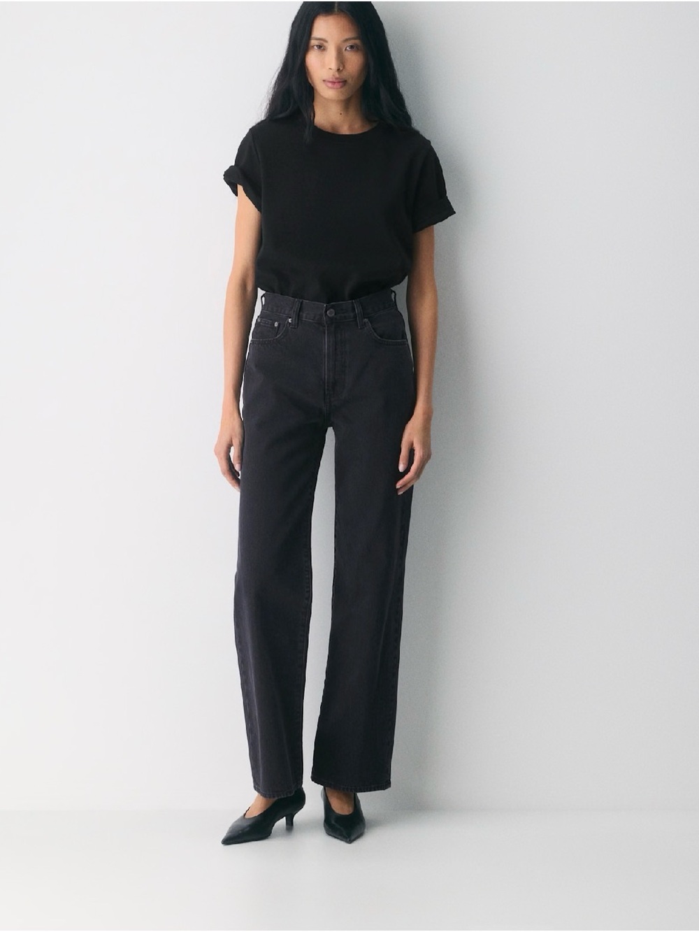ARITZIA/Denim Forum  The Farrah Hi-rise wide sz. 25